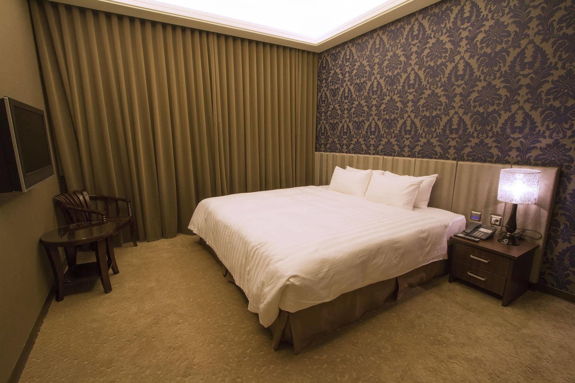 Hunt Champion Hotel تايتشونغ المظهر الخارجي الصورة